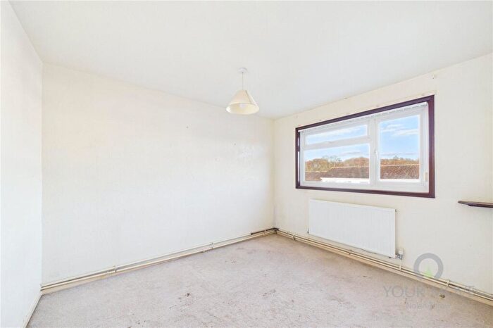 3 Bedroom Terraced House For Sale In Rillwood Court, Lumbertubs, Northamptonshire, NN3