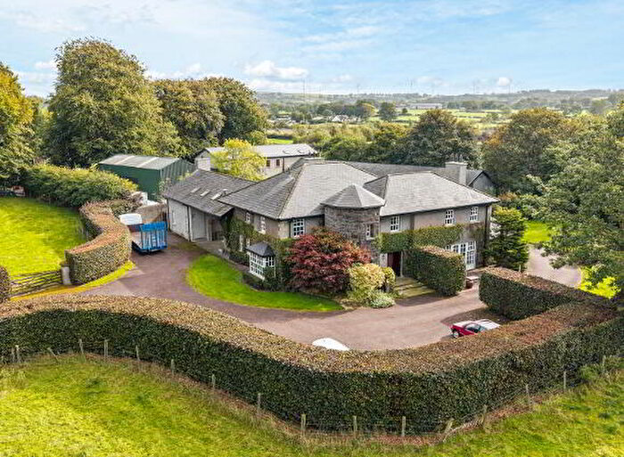 6 Bedroom Country House For Sale In A Logwood Road, Ballyclare, BT39