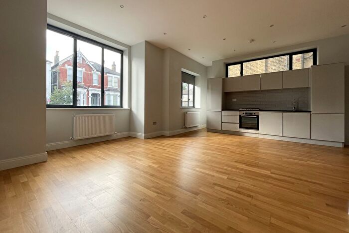 1 Bedroom Flat To Rent In Whitworth Road, London, SE25