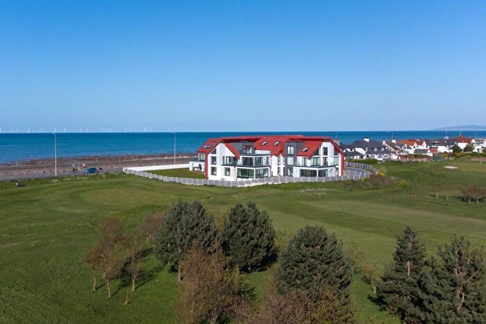 3 Bedroom Flat For Sale In Apartment, Madoc Cove, Marine Drive, Rhos On Sea, LL28