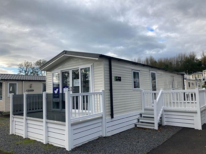 2 Bedroom Mobile/park Home For Sale In Middlemuir Heights, Ayr, KA5