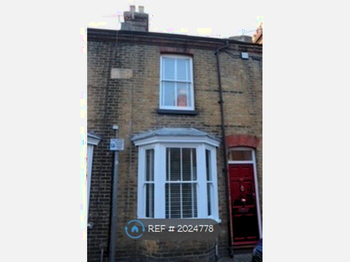 2 Bedroom Terraced House To Rent In St Peter's Grove, Canterbury, CT1