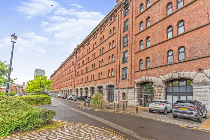 2 Bedroom Apartment To Rent In Waterloo Road, Liverpool, Merseyside, L3