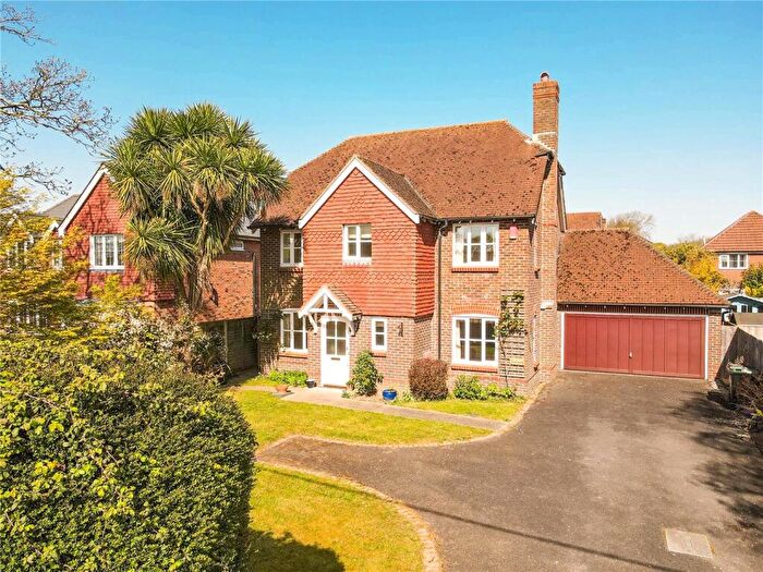 4 Bedroom Detached House For Sale In Farmers Walk, Everton, SO41