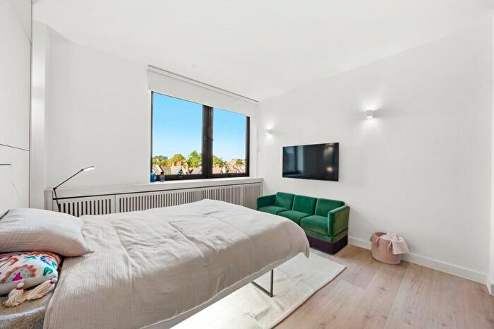 Studio To Rent In Dandi On The Hill, Harrow, HA1