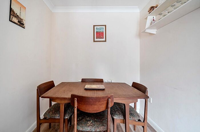 2 Bedroom Bungalow For Sale In Headley, Hampshire, GU35