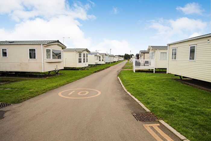 2 Bedroom Bungalow To Rent In Sheerness Holiday Park, Halfway Road, Minster On Sea, Sheerness, ME12