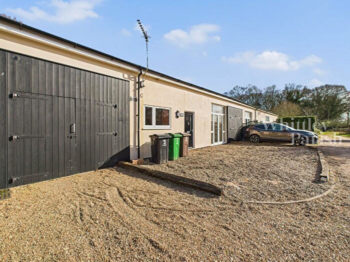 3 Bedroom Terraced House To Rent In Station Buildings, Burston, IP22