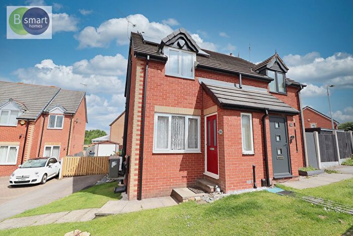 2 Bedroom Semi-Detached House For Sale In Low Wood Close, Swinton, Mexborough, S64