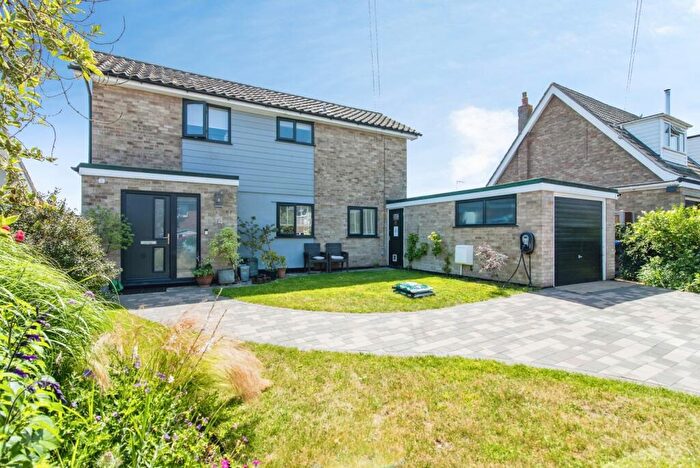 4 Bedroom Detached House For Sale In Cromwell Avenue, Beccles, Suffolk, NR34