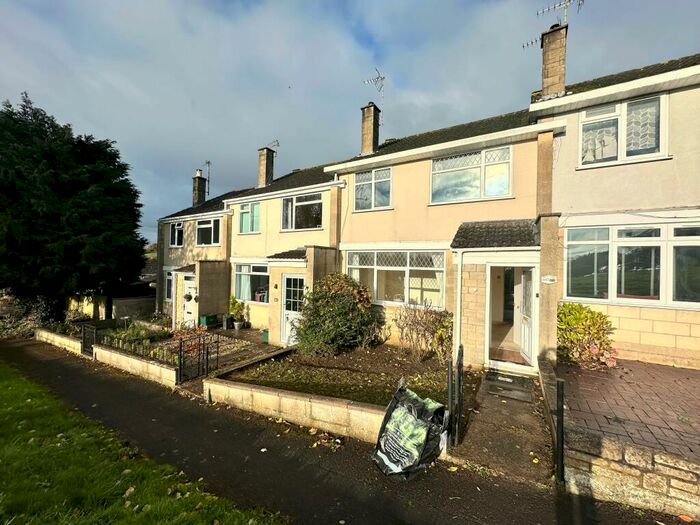3 Bedroom House To Rent In Purlewent Drive, Bath, BA1