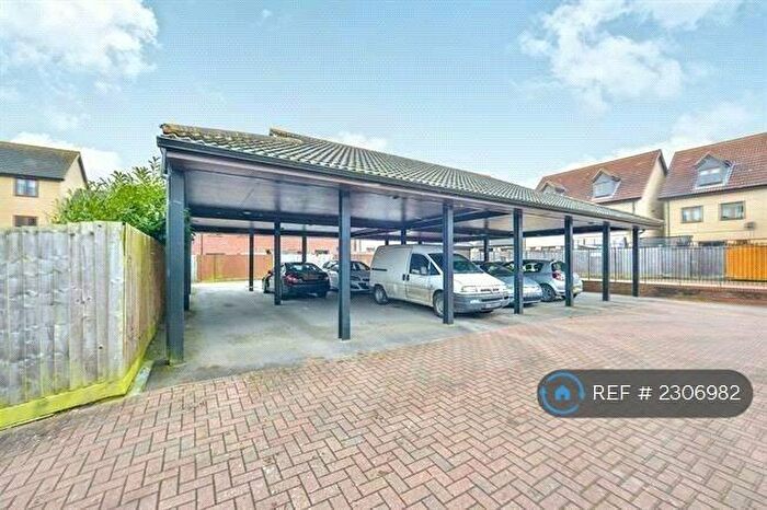 1 Bedroom Maisonette To Rent In Corris Court, Milton Keynes, MK10