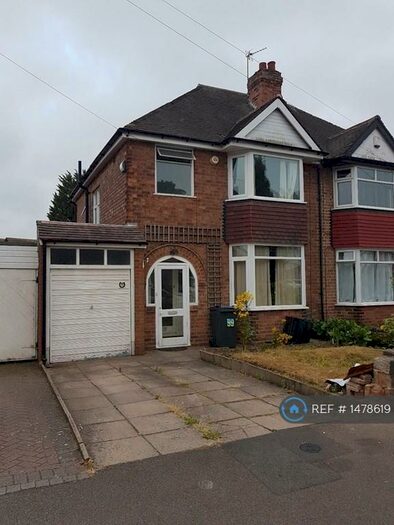 4 Bedroom Semi-Detached House To Rent In Woodlands Farm Road, Birmingham, B24