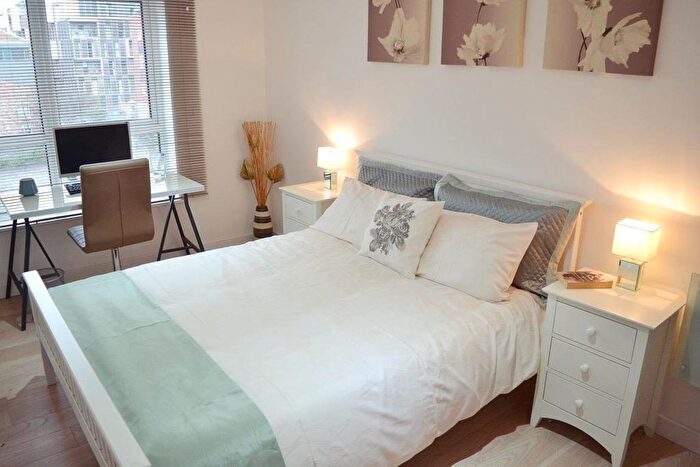 3 Bedroom Flat To Rent In The Linx Building, Simpson Street, Noma, Manchester, M4