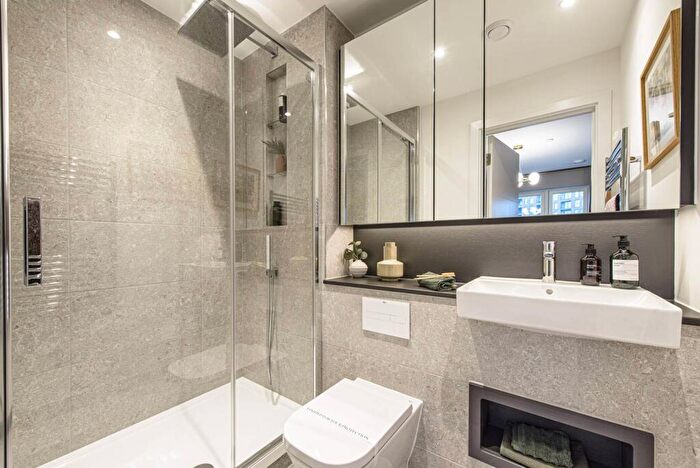 3 Bedroom Flat For Sale In Colindale Gardens, Colindale, NW9