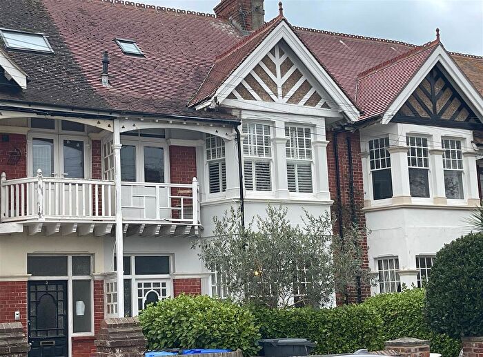 1 Bedroom Flat To Rent In St. Georges Road, Worthing, BN11