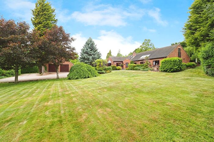 5 Bedroom Detached House For Sale In Robinsons Hill, Melbourne, Derby, DE73