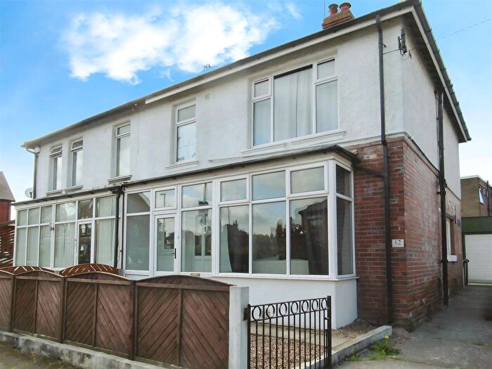 3 Bedroom Semi-detached House To Rent In Tranquility Avenue, Crossgates, Leeds, LS15