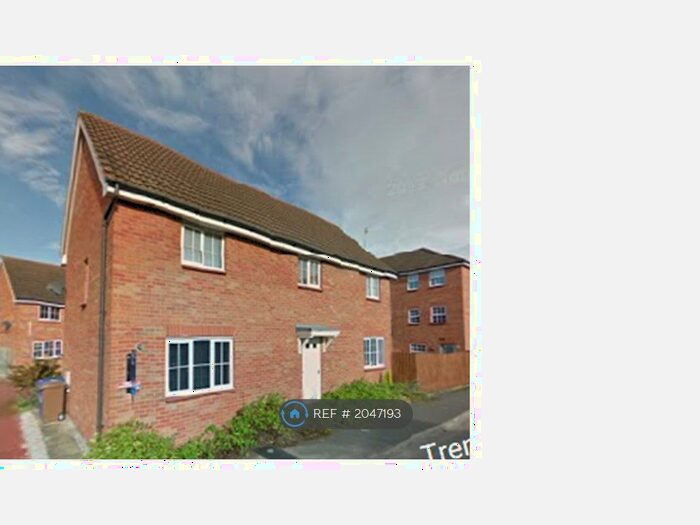 2 Bedroom Flat To Rent In Trentham Lakes, Stoke On Trent, ST4