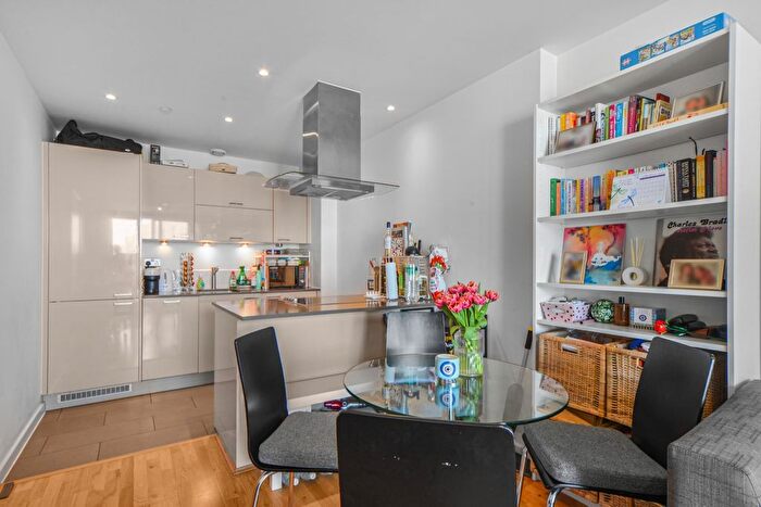 1 Bedroom Flat For Sale In Laban Walk, London, SE8