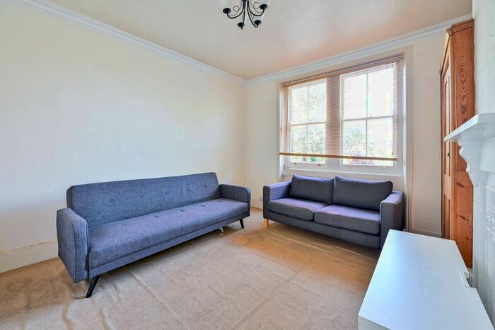 1 Bedroom Flat To Rent In Iliffe Street, Elephant And Castle, London, SE17