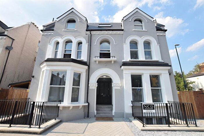 Studio To Rent In Cedar Road, Sutton, SM2