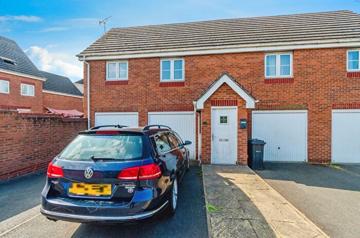 1 Bedroom Flat For Sale In Queen Street, Wednesbury, WS10