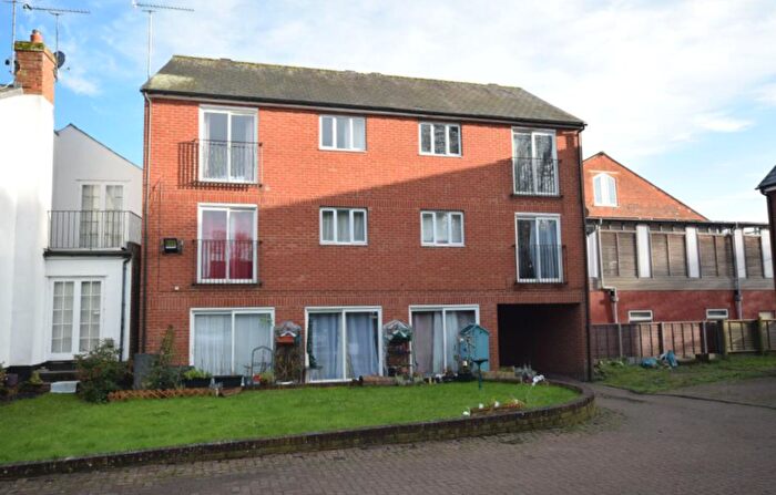 Studio To Rent In Silver Street, Stansted, CM24