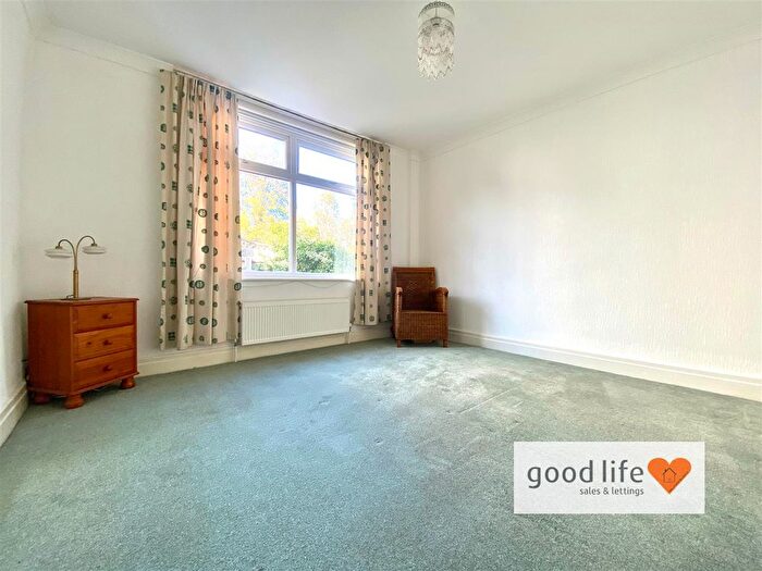 2 Bedroom Semi-Detached Bungalow For Sale In Romney Avenue, Grangetown, Sunderland, SR2