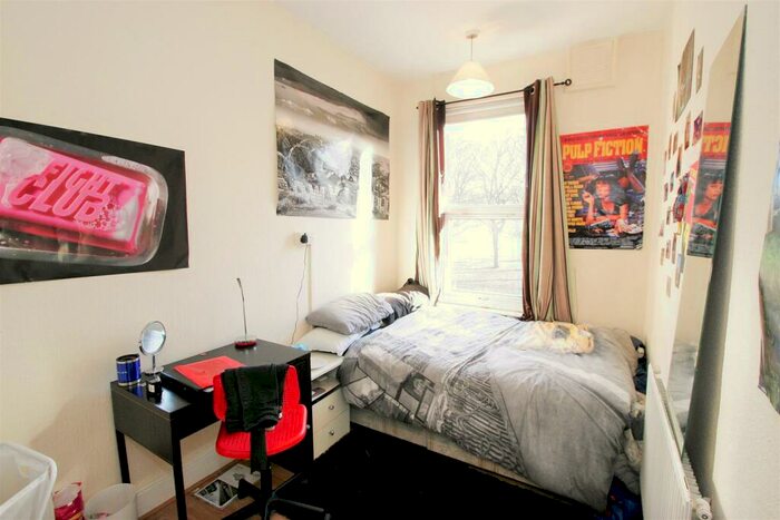6 Bedroom Apartment To Rent In Hyde Park Road, Hyde Park, Leeds, LS6