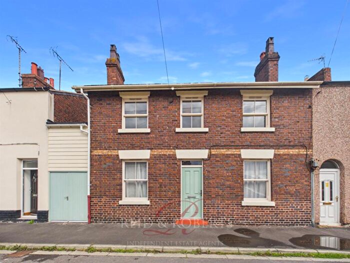 3 Bedroom Terraced House For Sale In Bridge Street, Mold, CH7