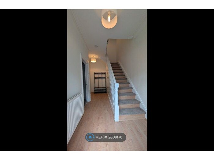 3 Bedroom Semi-Detached House To Rent In Fairfield Street, Liverpool, L7