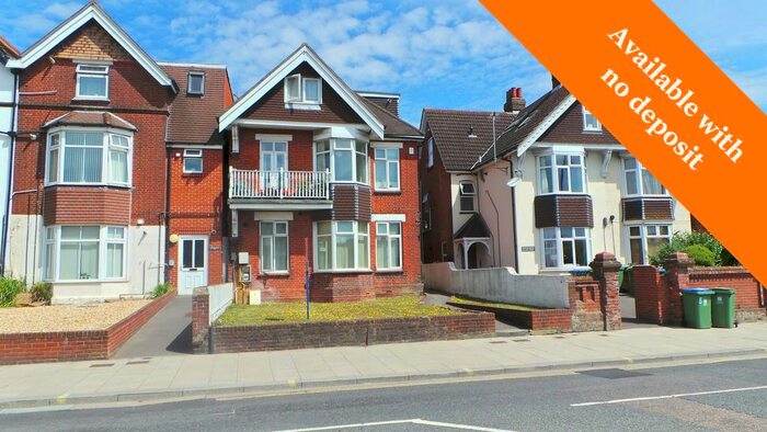 Studio To Rent In West Street, Fareham, PO16