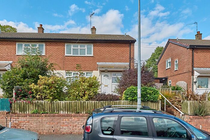 Semi-detached House For Sale In Queenswood Close, Ketley Bank, Telford, Shropshire, TF2