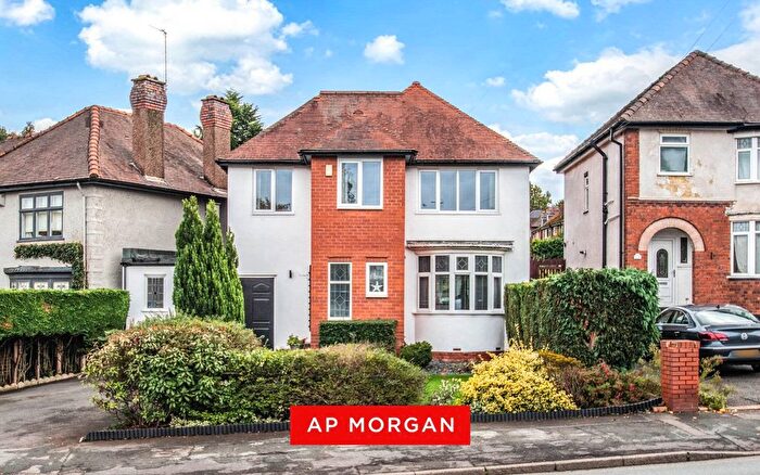 4 Bedroom Detached House For Sale In Ham Lane, Stourbridge, West Midlands, DY9