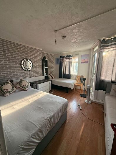 4 Bedroom Flat To Rent In Jamaica Street, Stepney Green/ Whitechapel, E1