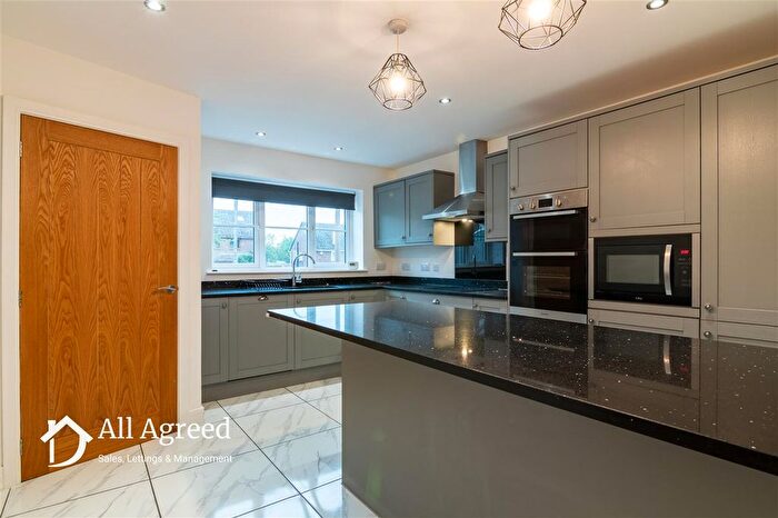 4 Bedroom Detached House For Sale In Birchwood Lane, Somercotes, DE55
