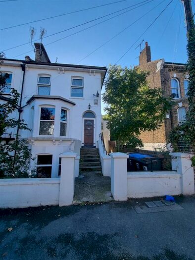 2 Bedroom Flat To Rent In Marlborough Road, Ramsgate, CT11