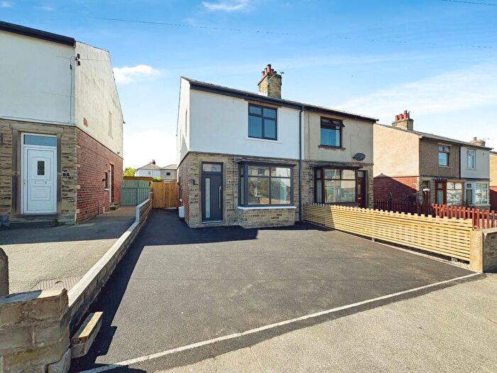 2 Bedroom Semi-Detached House To Rent In Rowlands Avenue, Huddersfield, West Yorkshire, HD5