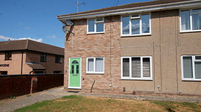 2 Bedroom Apartment To Rent In Oak Manor Drive, GL52