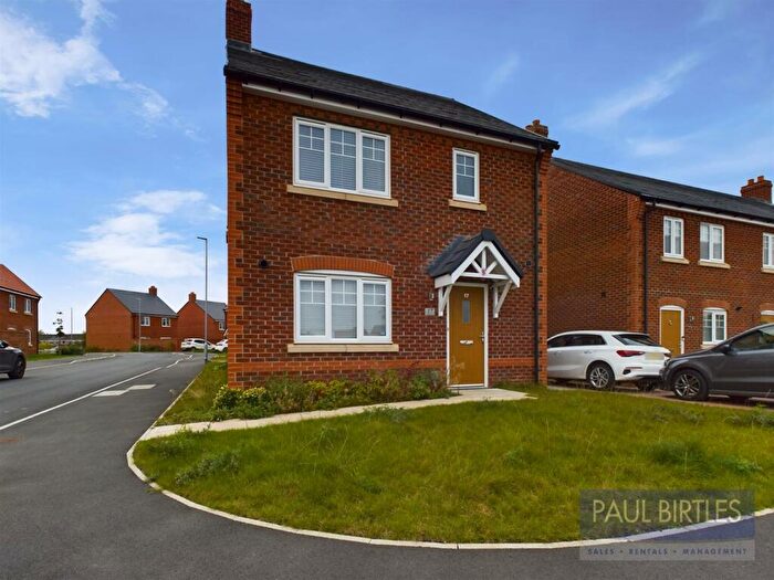 3 Bedroom Detached House For Sale In Peregrine Close, Partington, Trafford, M31