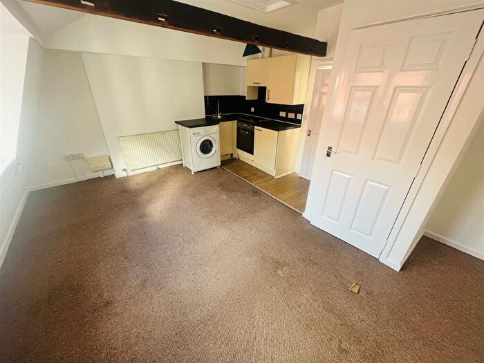 Studio To Rent In John Street, City Centre, BS1