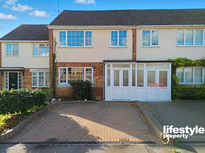 4 Bedroom House For Sale In Brookside, Waltham Abbey, EN9