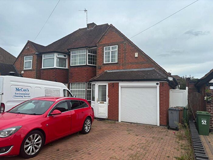 3 Bedroom Semi Detached House For Sale In Hazelhurst Road, Castle Bromwich, Birmingham, B36