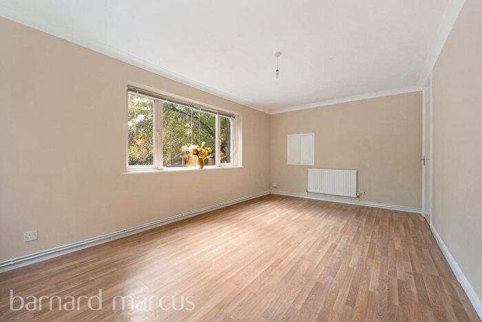 2 Bedroom Flat To Rent In Egmont Road, Sutton, SM2