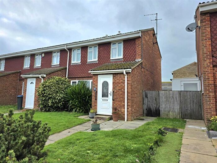 3 Bedroom End Of Terrace House For Sale In Copperhurst Walk, Cliftonville, Margate, CT9