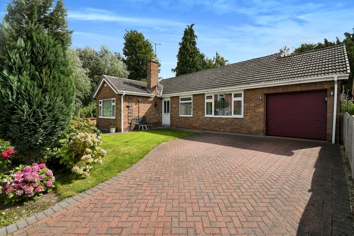 3 Bedroom Bungalow For Sale In Castle Hill, Welbourn, Lincoln, Lincolnshire, LN5