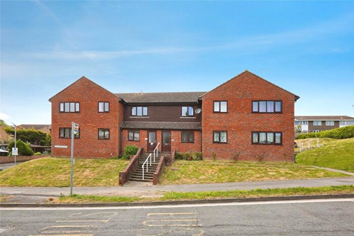 2 Bedroom Flat For Sale In Meadowbrook Court, Enbrook Road, Sandgate, Folkestone, CT20