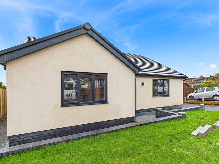 3 Bedroom Detached Bungalow For Sale In Parc Mansant, Pontyates, Llanelli, SA15