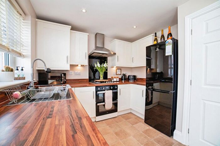 2 Bedroom Terraced House For Sale In Clayton Ley Close, Alfreton, DE55